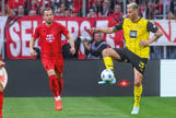 12.04.2025, Fussball, Saison 2024/2025, 1. Bundesliga, 29. Spieltag, FC Bayern M nchen - Borussia Dortmund, v. l. Harry Kane (FC Bayern M nchen), Niklas S le (Borussia Dortmund) Foto: Tim Rehbein/RHR-FOTO