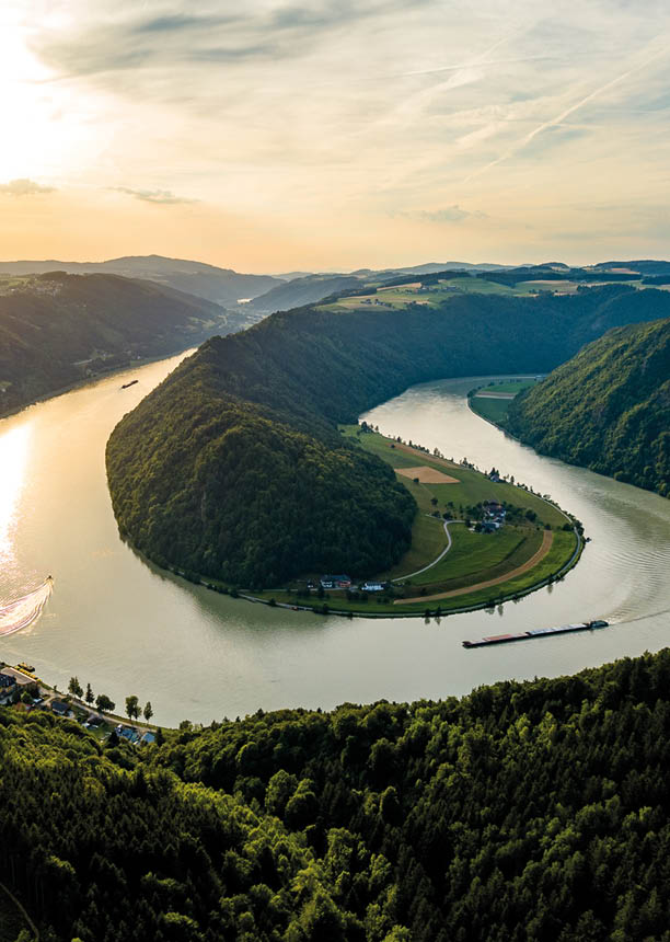 ©WGDDonauOberoesterreichTourismusGmbHKaindlstorfer Donau Image, R merblick Schl gener Donauschlinge