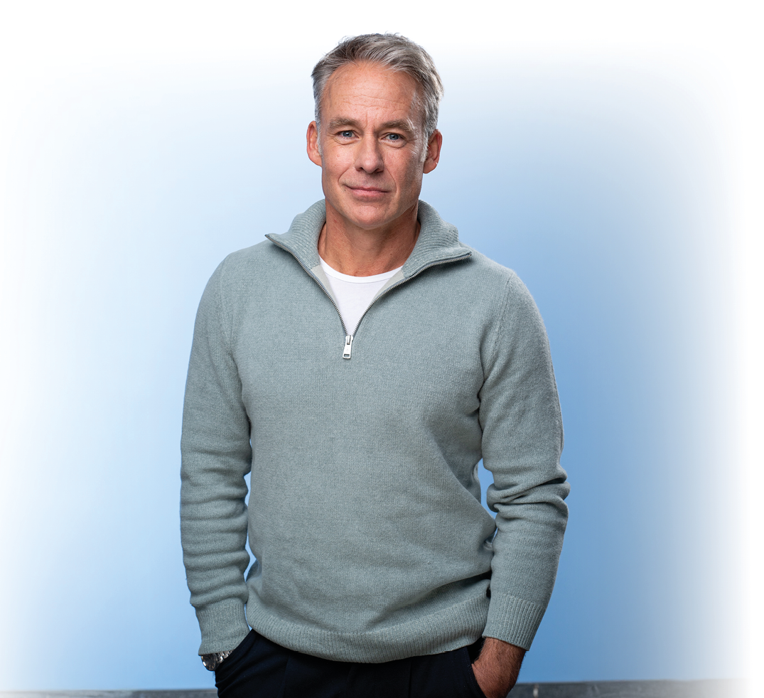 EXCLUSIVE Der Schauspieler Marco Girnth, aufgenommen am Rande der MDR Talkshow “Riverboat" am 24.10.2025 in Leipzig.