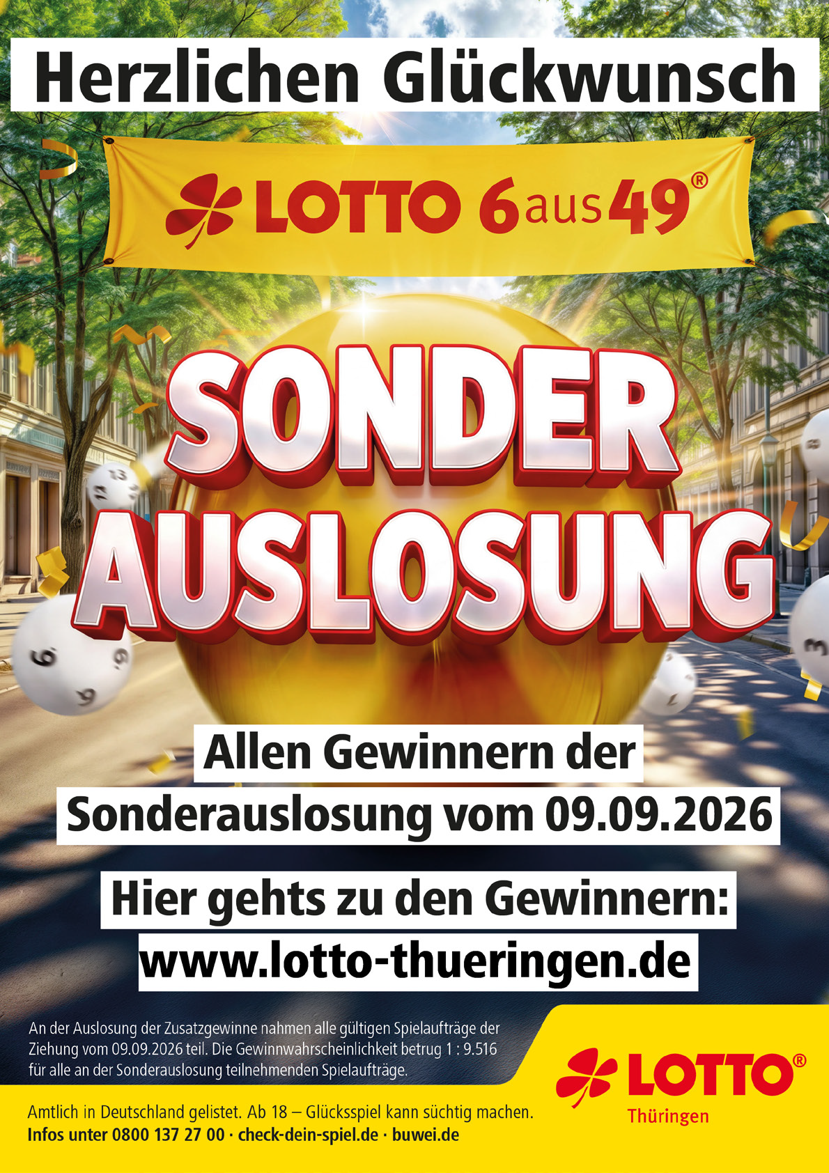 Herzlichen Gl ckwunsch zur Sonderauslosung von Lotto 6 aus 49 mit Hinweis auf die Gewinner und die Webseite www.lotto-thueringen.de im Hintergrund einer sonnigen Stra e mit B umen und Lotto-Kugeln. Beschreibung von KI generiert